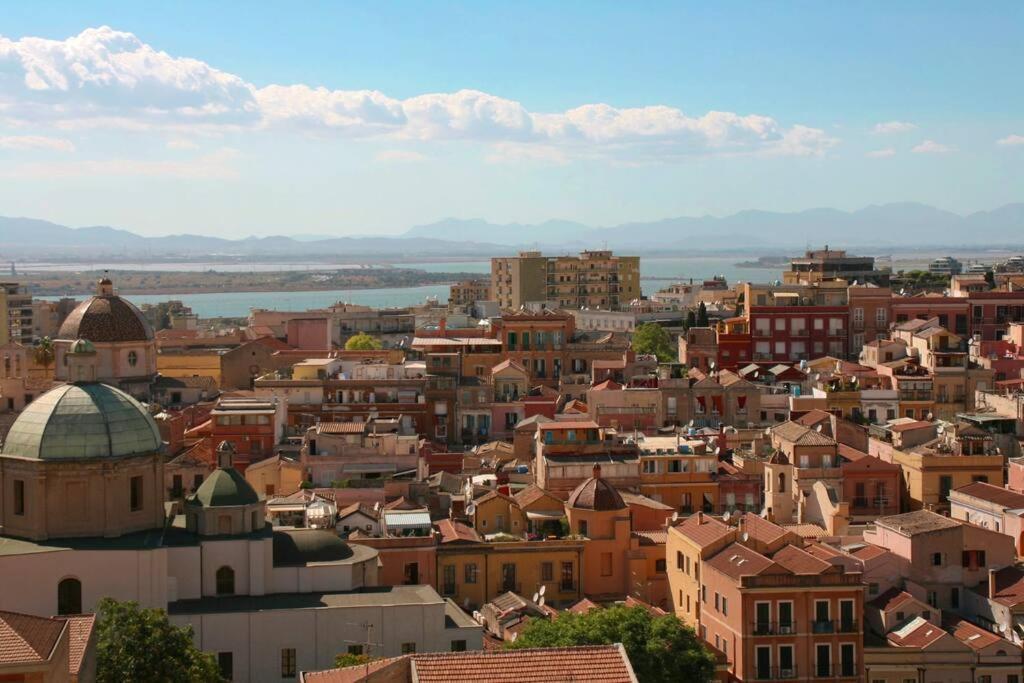 Monfalcone City Room Rental Apartment Cagliari Ngoại thất bức ảnh