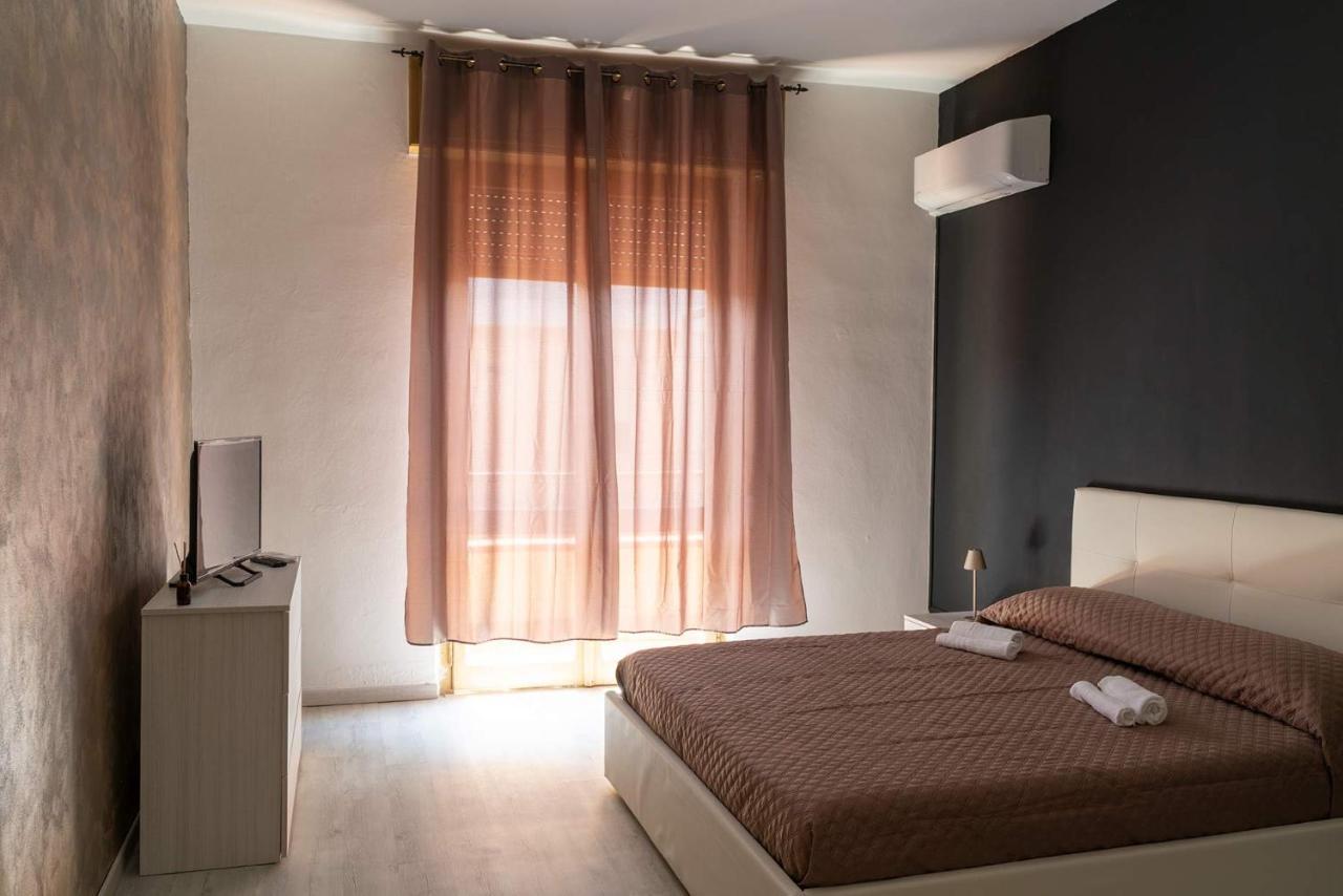 Monfalcone City Room Rental Apartment Cagliari Ngoại thất bức ảnh